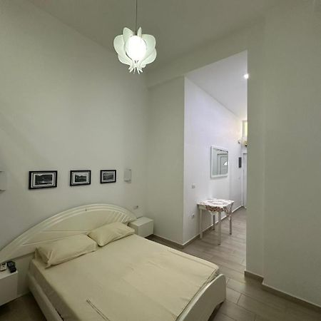 Vila Kleopatra Sarandë Exterior foto
