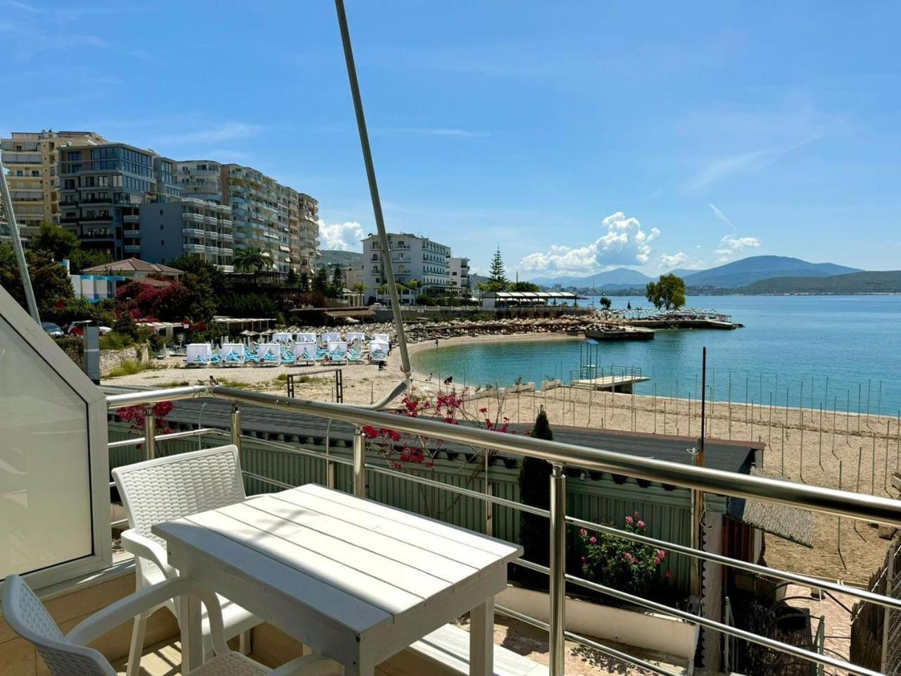 Vila Kleopatra Sarandë Exterior foto