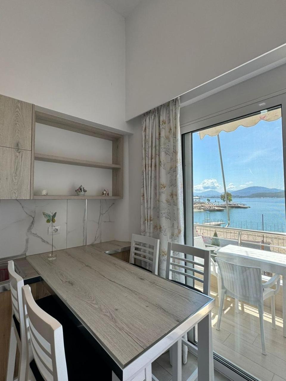 Vila Kleopatra Sarandë Exterior foto